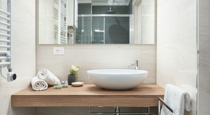 Photo of Boutiques & Landmarks