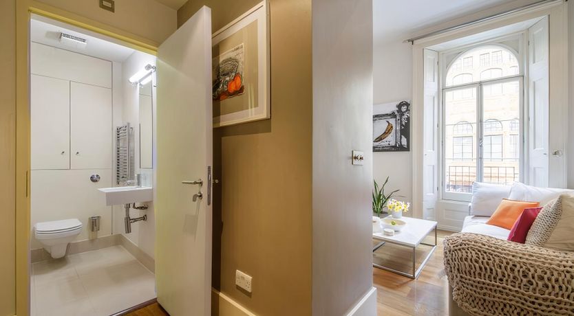 Photo of Mayfair Light