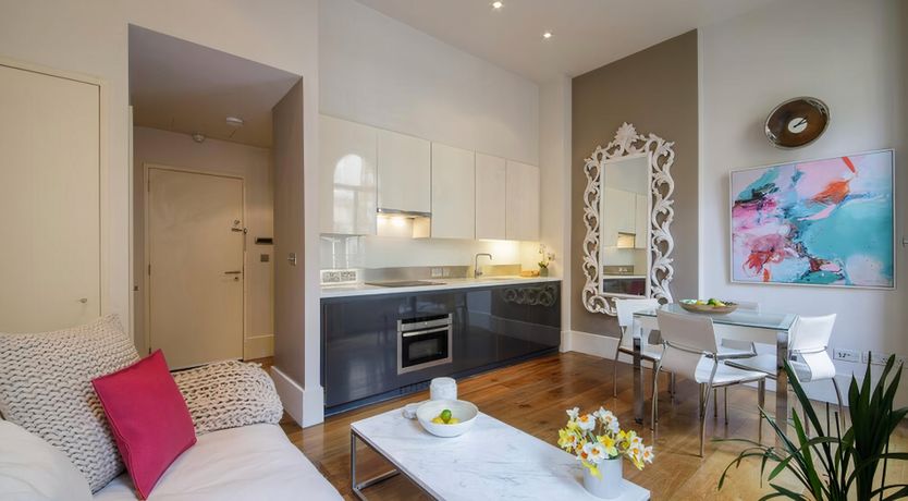 Photo of Mayfair Light