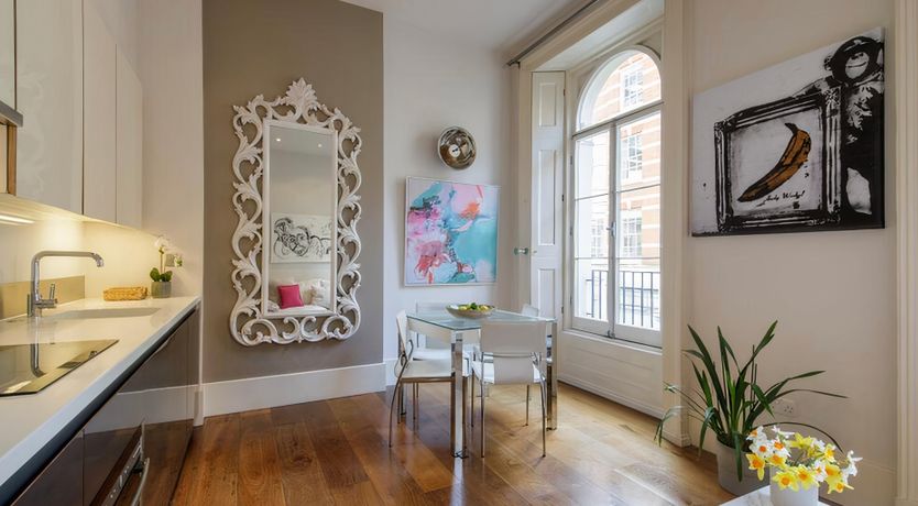 Photo of Mayfair Light