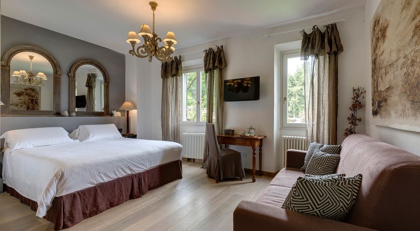 Photo of Vine & Sunlight