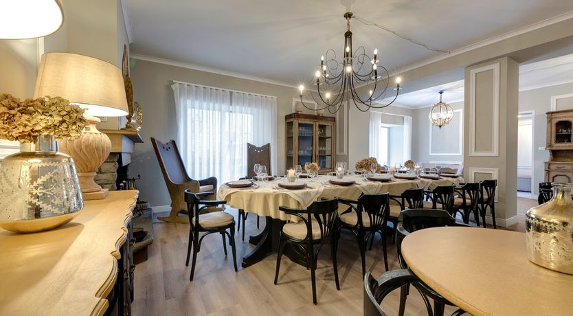 Photo of Vine & Sunlight