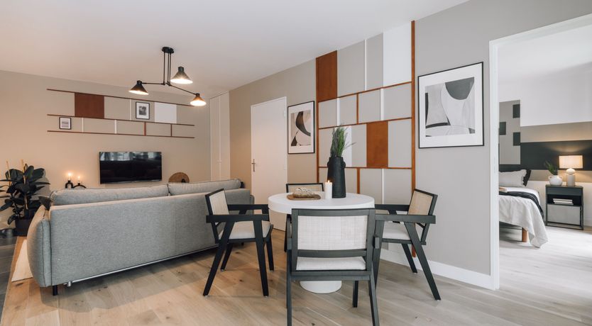 Photo of Orange & Noir