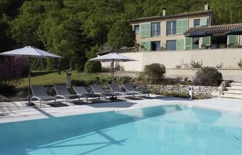 A Touch of Provence Holiday Home
