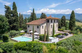 Live in Wonder Holiday Home