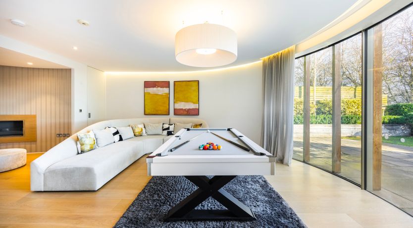 Photo of A Hint of Oak