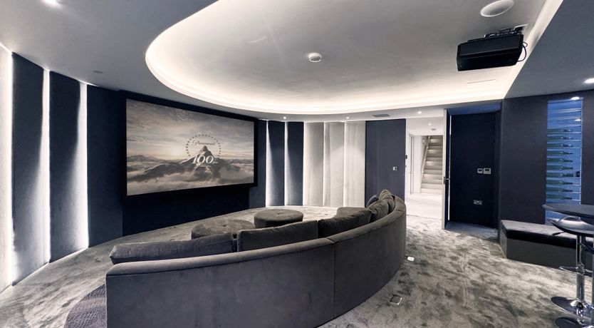 Photo of A Hint of Oak