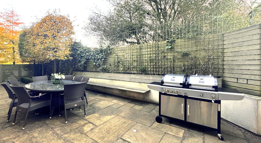 Photo of A Hint of Oak