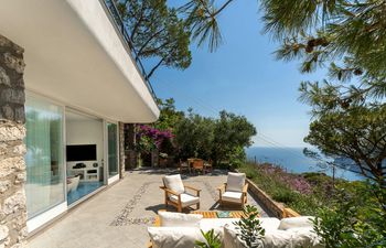 Sunny Wonder Holiday Home