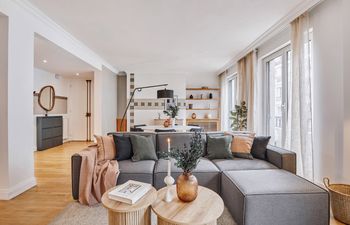 Elegant Embrace Holiday Home