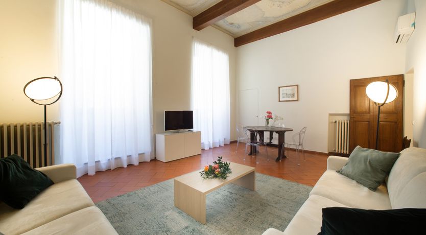 Photo of Frescoed Love