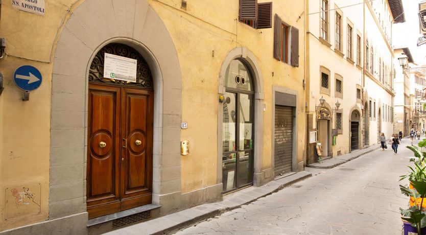 Photo of Frescoed Love