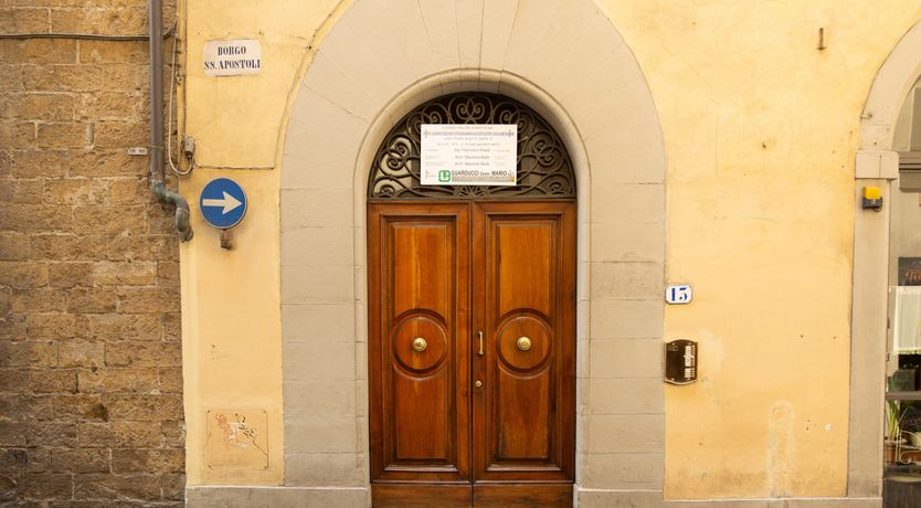 Photo of Frescoed Love