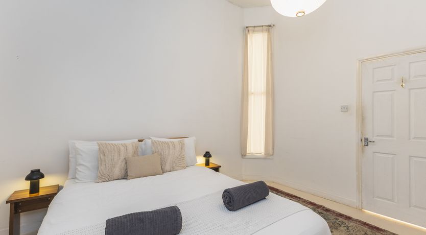 Photo of Bethnal Green Buzz