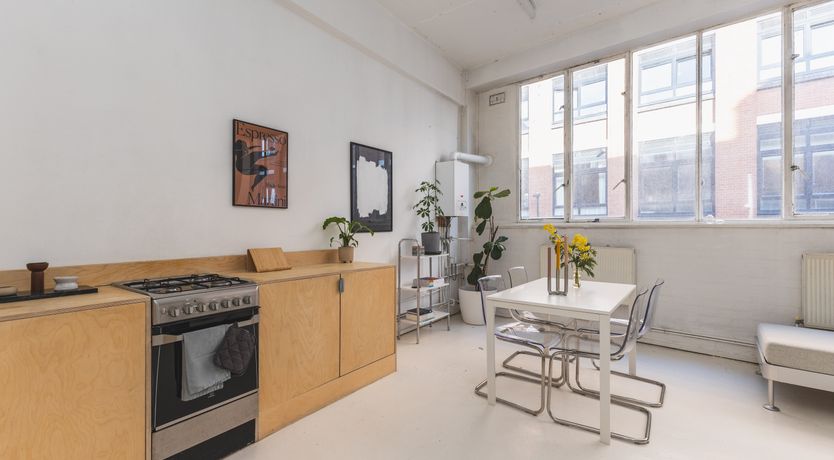 Photo of Bethnal Green Buzz