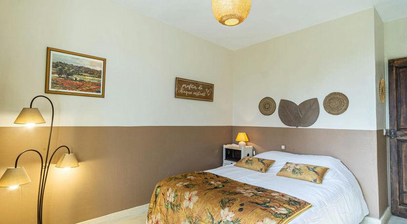 Photo of Under The Linden Tree