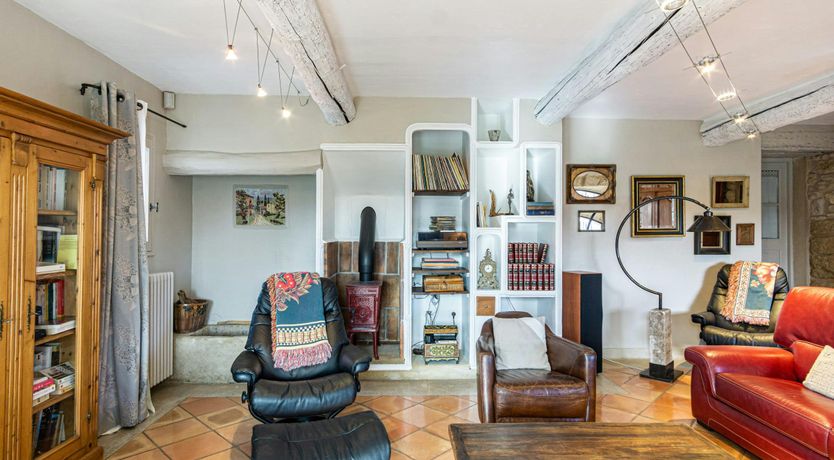 Photo of Under The Linden Tree