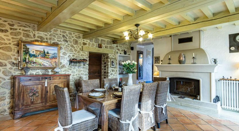 Photo of Under The Linden Tree