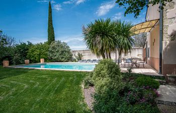 Under The Linden Tree Holiday Home