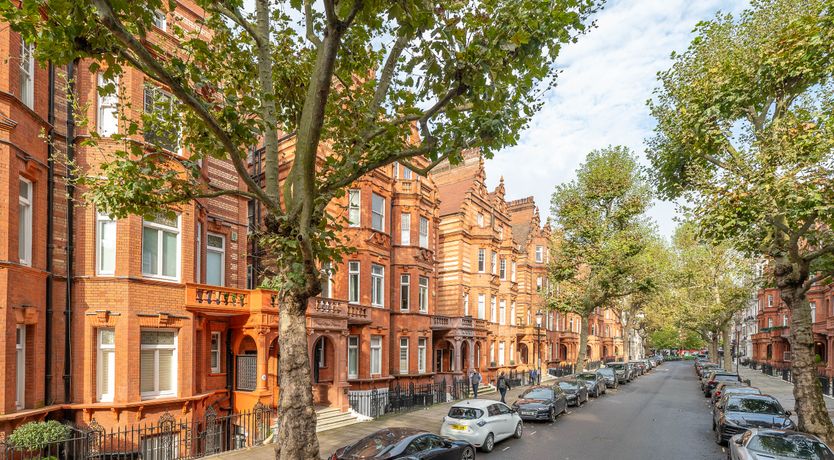 Photo of A Sloane Surprise