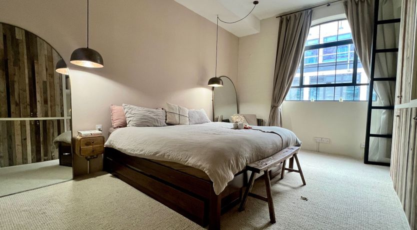 Photo of TV Studio Hideaway