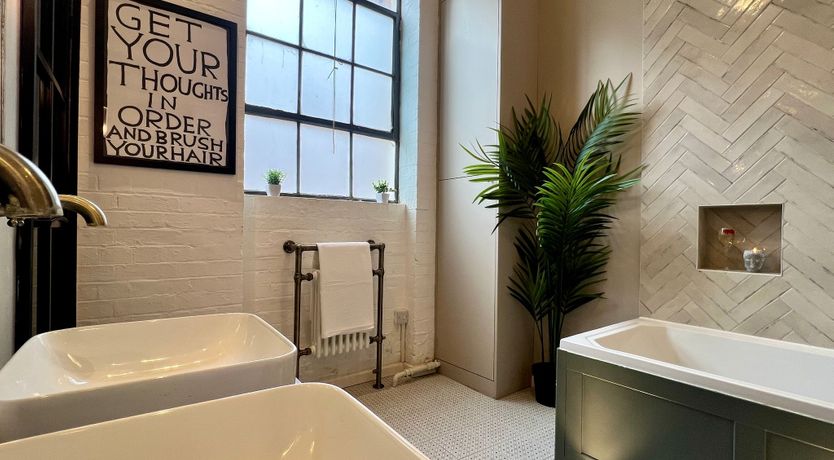 Photo of TV Studio Hideaway