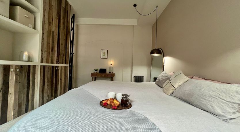 Photo of TV Studio Hideaway