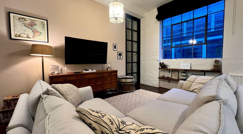 Photo of TV Studio Hideaway