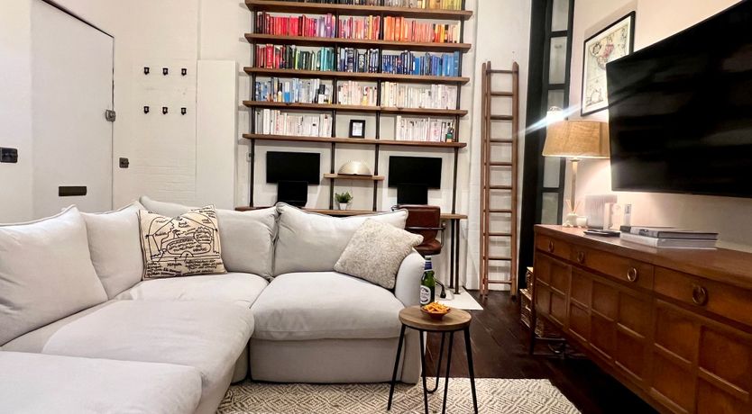 Photo of TV Studio Hideaway