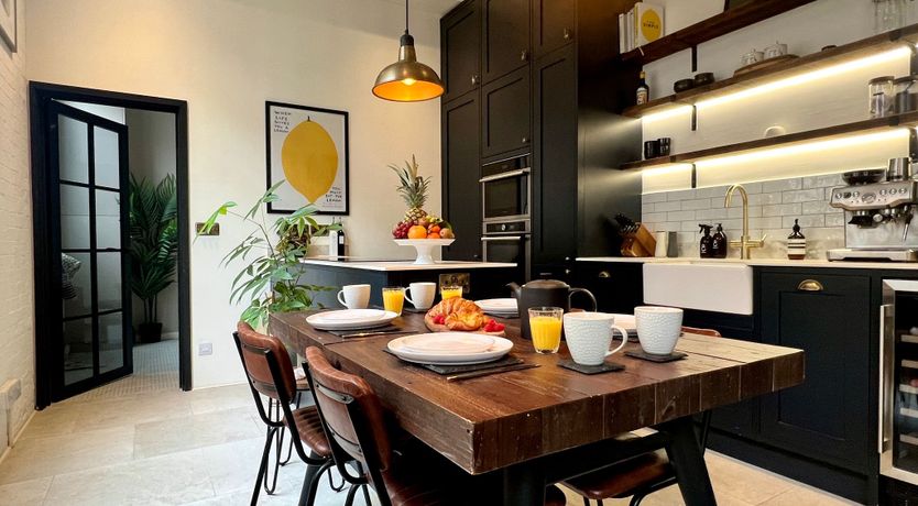 Photo of TV Studio Hideaway