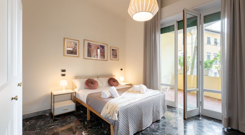 Photo of Florentine Art