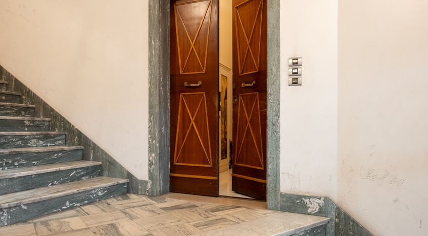 Photo of Florentine Art