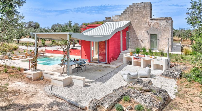 Photo of Stone & Nectarine