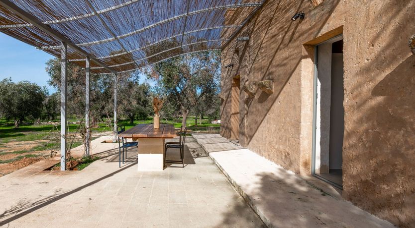 Photo of Stone & Nectarine