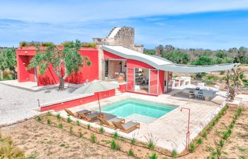 Stone & Nectarine Holiday Home