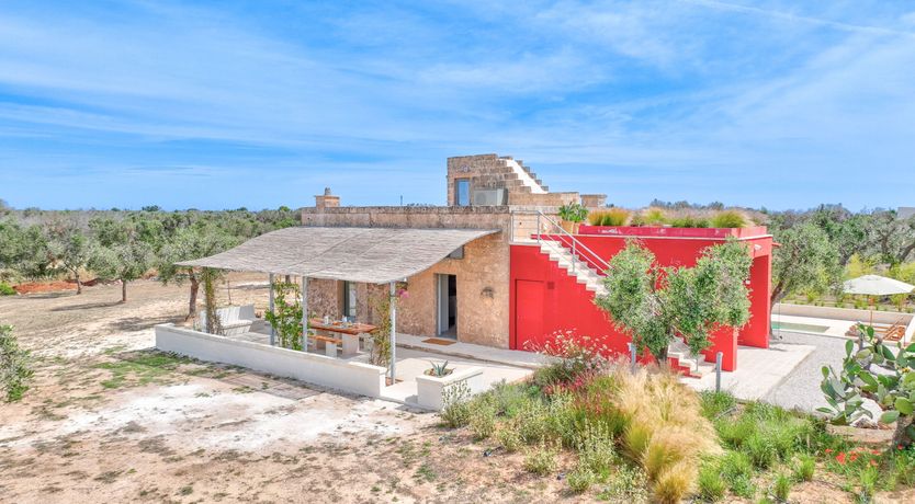 Photo of Stone & Nectarine