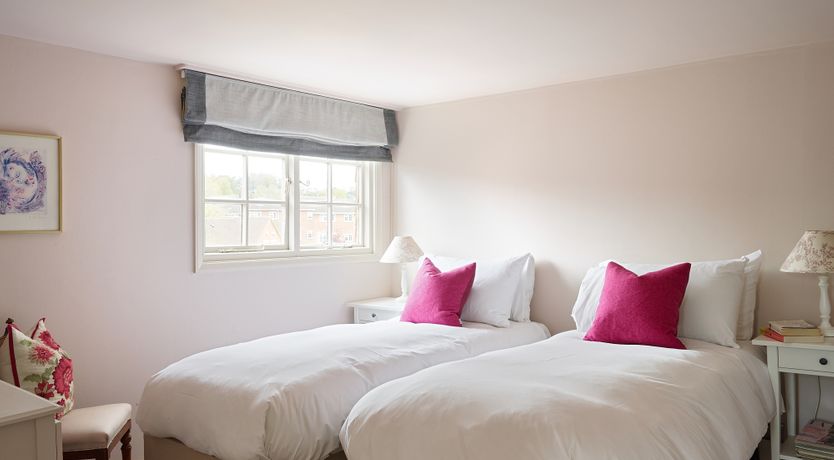 Photo of River & Roses