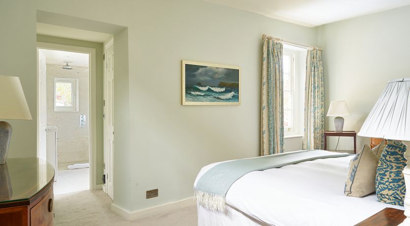 Photo of River & Roses