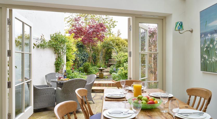 Photo of River & Roses