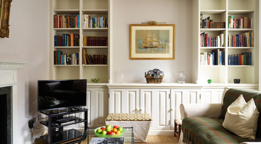 Photo of River & Roses