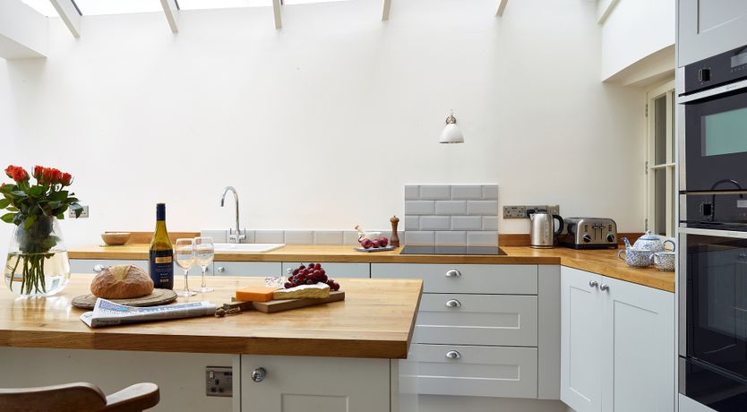 Photo of River & Roses