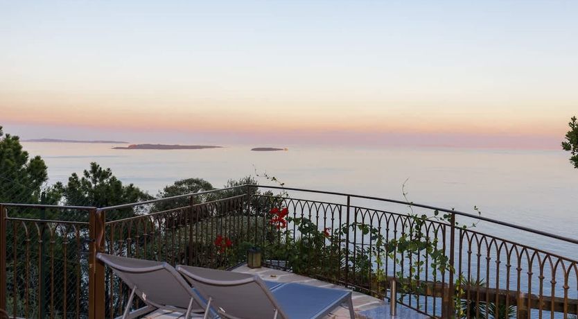 Photo of Eucalyptus Air