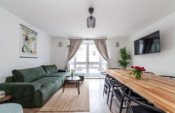 Live the Dream Holiday Home