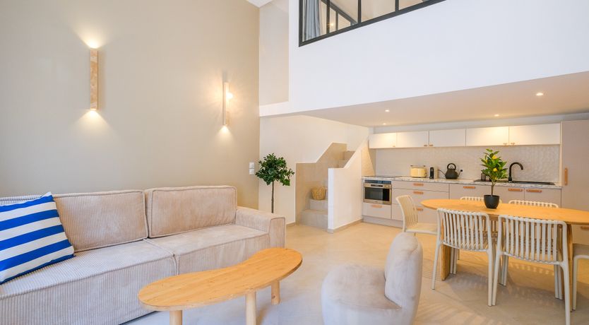 Photo of La Casa Loha