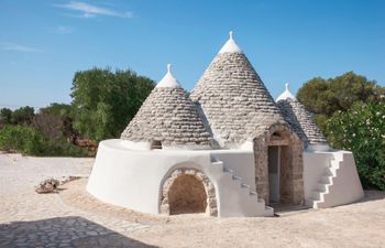 Specchiolla Sun Holiday Home