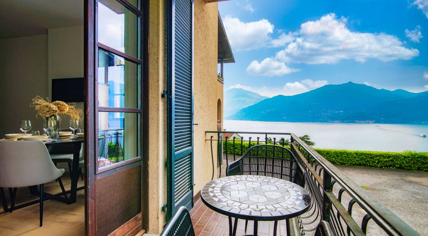 Photo of Lakeside Chic