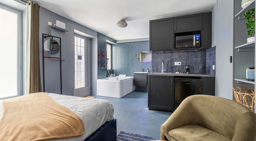 Photo of Le Romantique