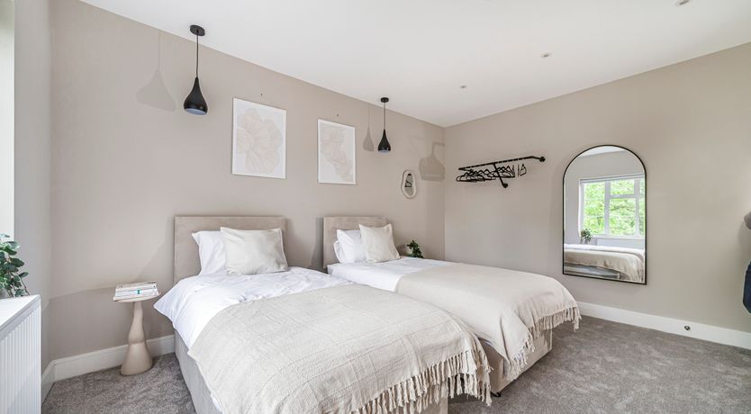 Photo of Wembley Chic