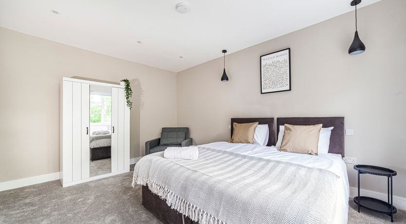 Photo of Wembley Chic