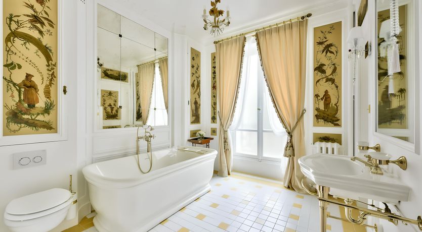 Photo of King of Paris